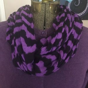 Purple Geometric Infinity Scarf