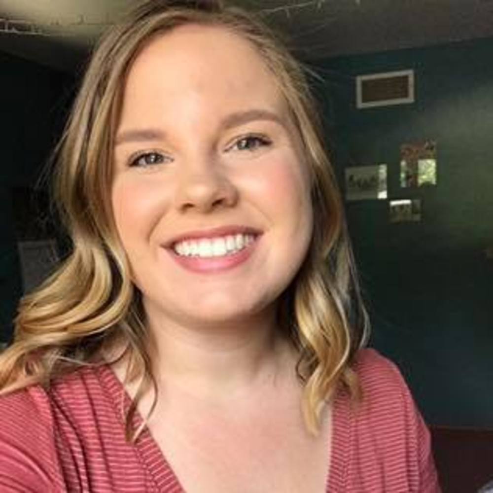 Meet your Posher, Hannah