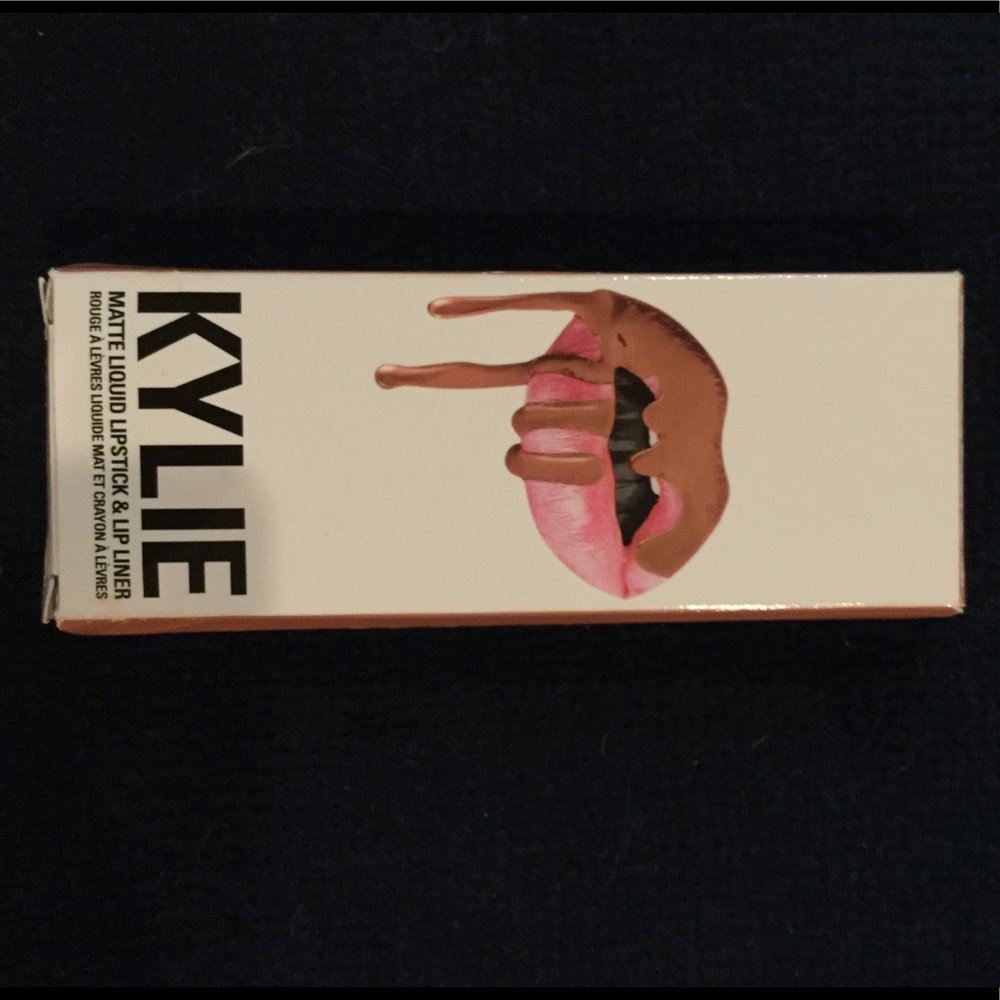 Kylie Jenner lip kit.. Exposed