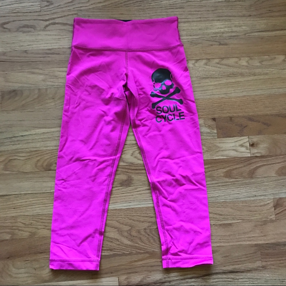 Gently used Lululemon SoulCycle crop size 4