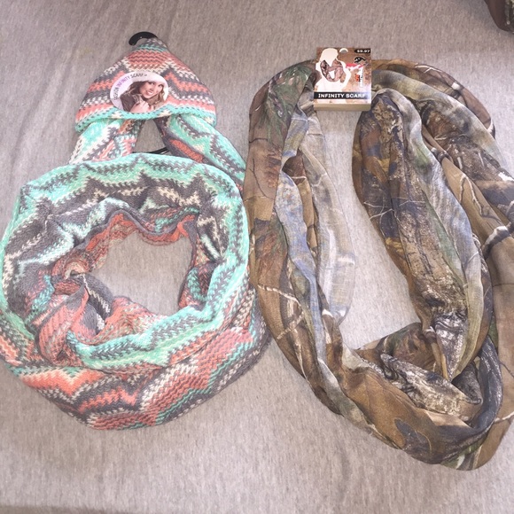 Scarves - Picture 1 of 3