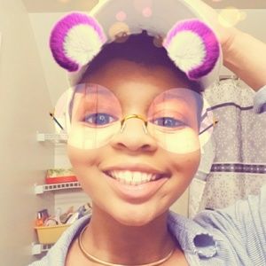 Meet your Posher, Annalise