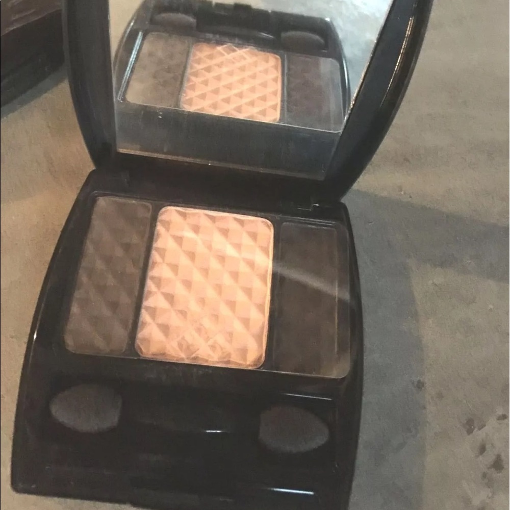 BeautiControl EyeShadows Chateau Champagne Noire