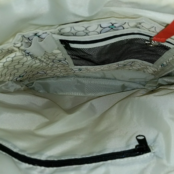 🚫Sold🚫Sherpani Nau Vertical Messenger Bag - Picture 4 of 4