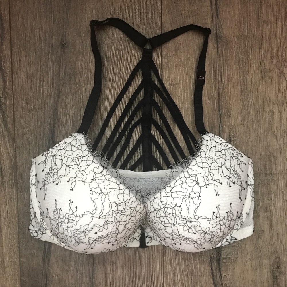 Victoria's Secret Very Sexy V-back Push-Up Bra