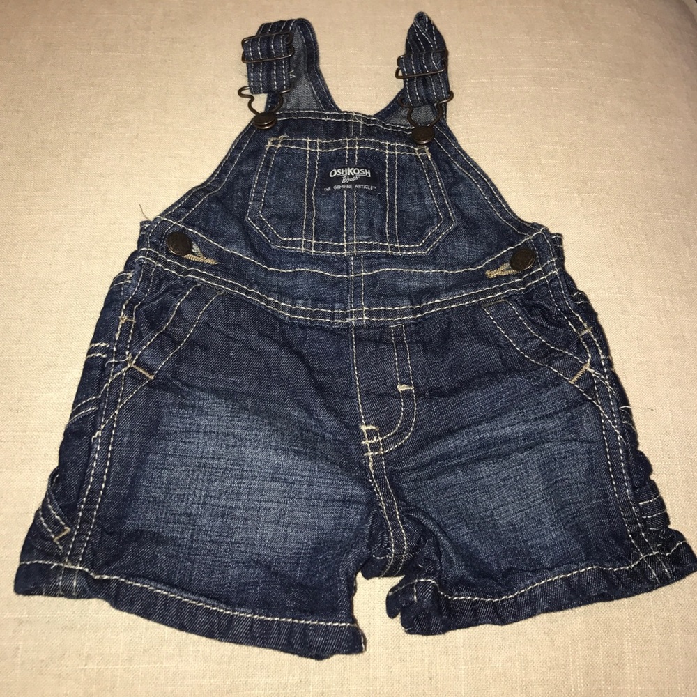 Oshkosh overall shorts!