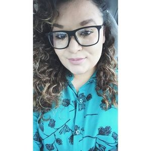 Meet your Posher, Nadine