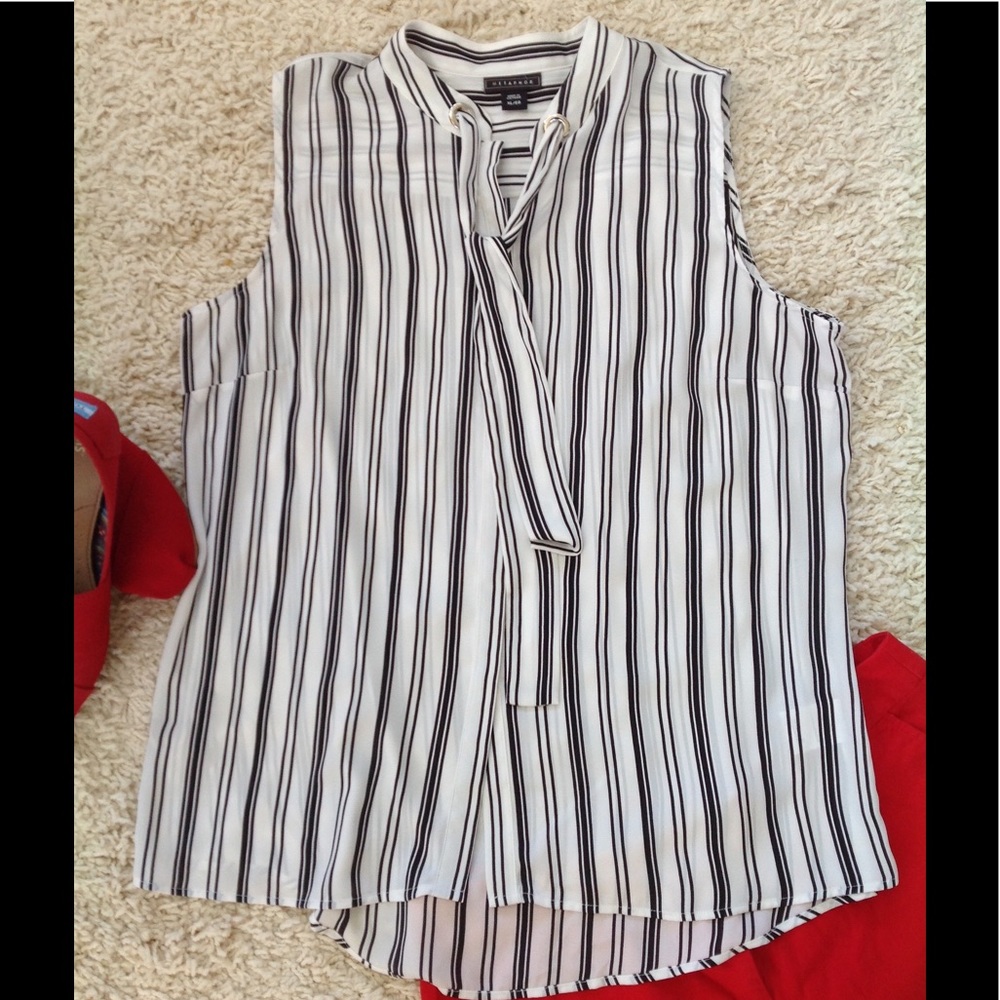 Black and white sleeveless top