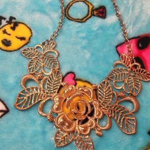 Forever 21 necklace