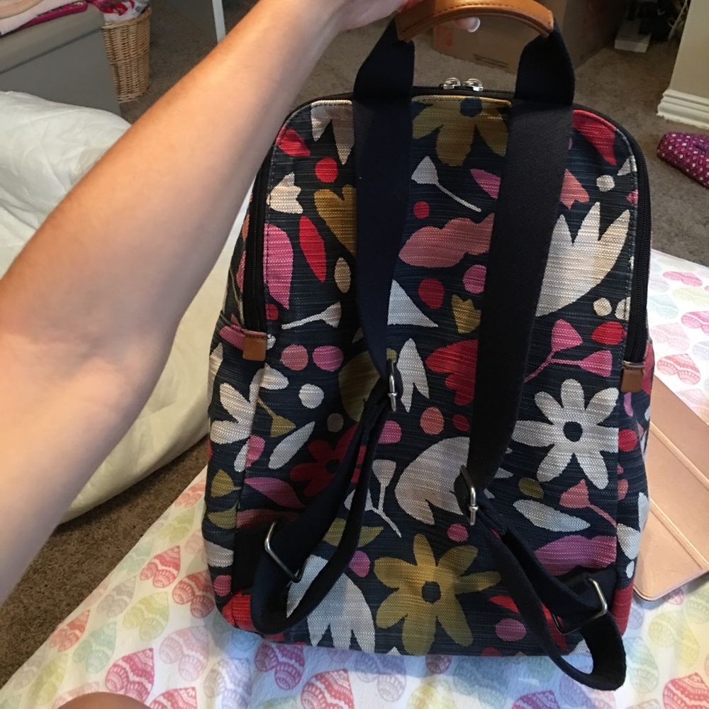 Fossil backpack. - Picture 2 of 4