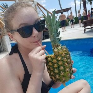 Meet your Posher, Erin