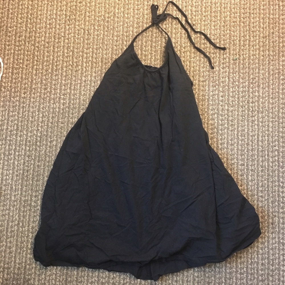 backless dress