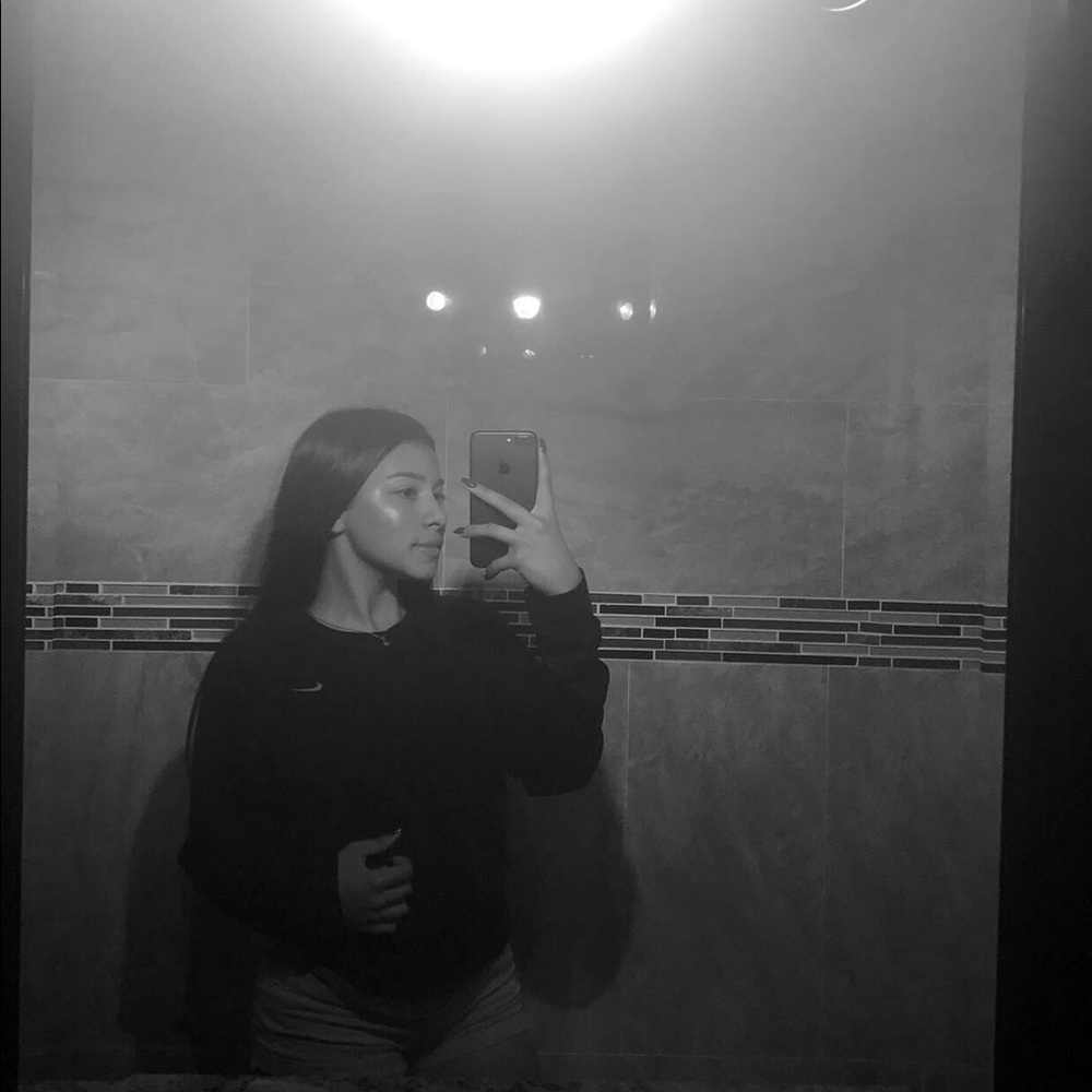 Meet your Posher, Naty