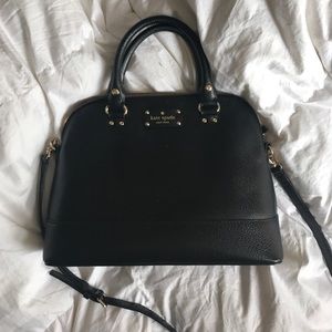 Black Kate spade bag ✨