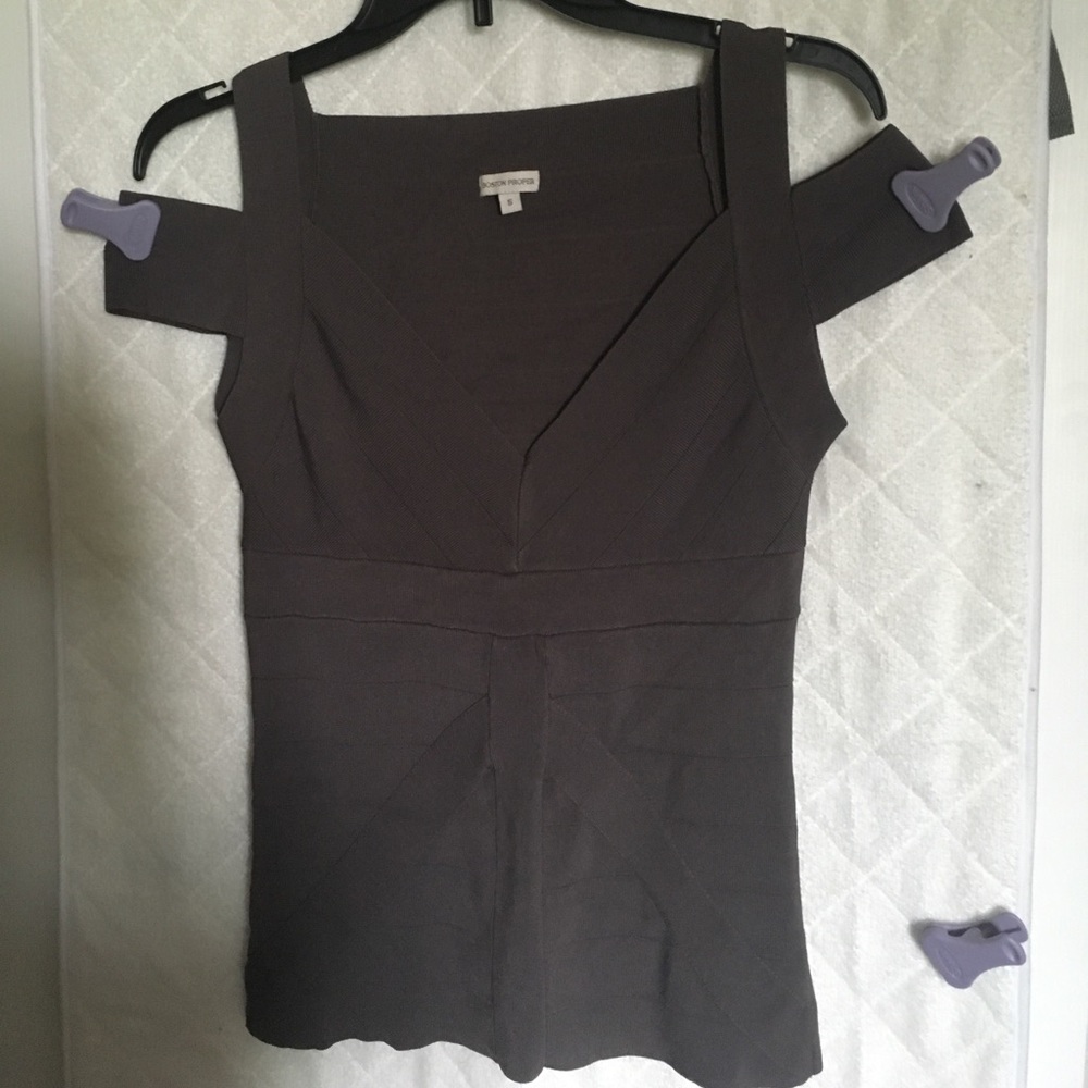 Boston proper bandage cold shoulder top, small.