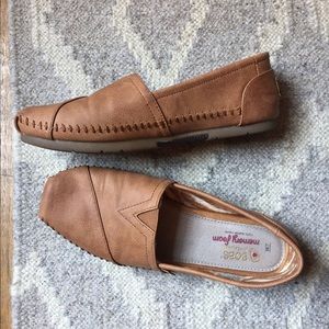 Bobs brown leather shoes