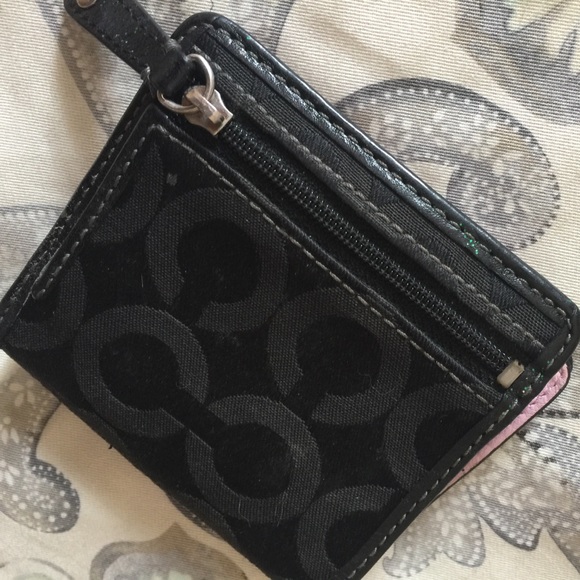 Coach Wallet - Picture 4 of 4