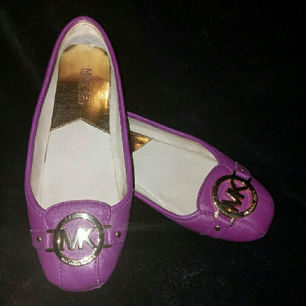 Michael Kors Fulton Flats Size 6