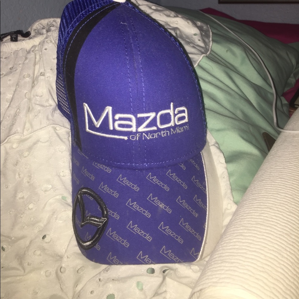 Mazda miada hat