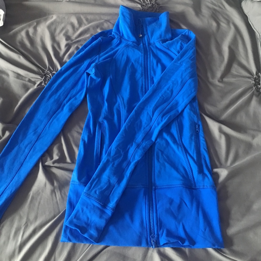 Blue LuLuLemon zip up jacket