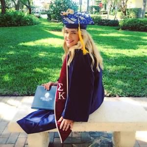 Meet your Posher, Kaitlyn