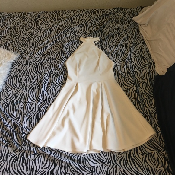 White Criss Cross Back Dress - Picture 2 of 2