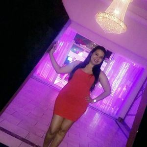 Meet your Posher, Ivette