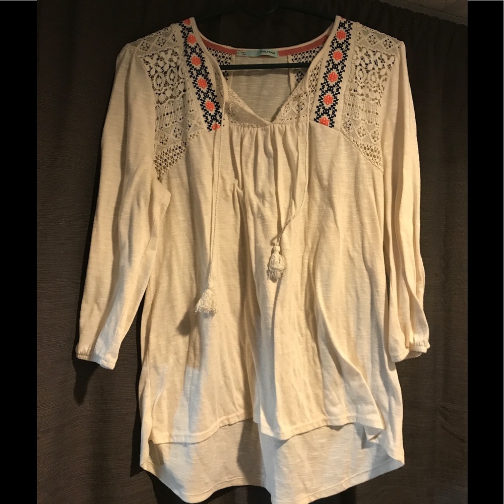 Quarter sleeve shirt