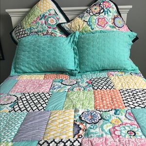 Patch It To Me Quilt and 4 Shams from PBT