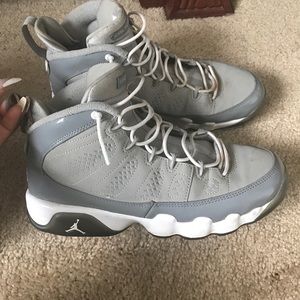 Air Jordan Retro Cool Grey 9's