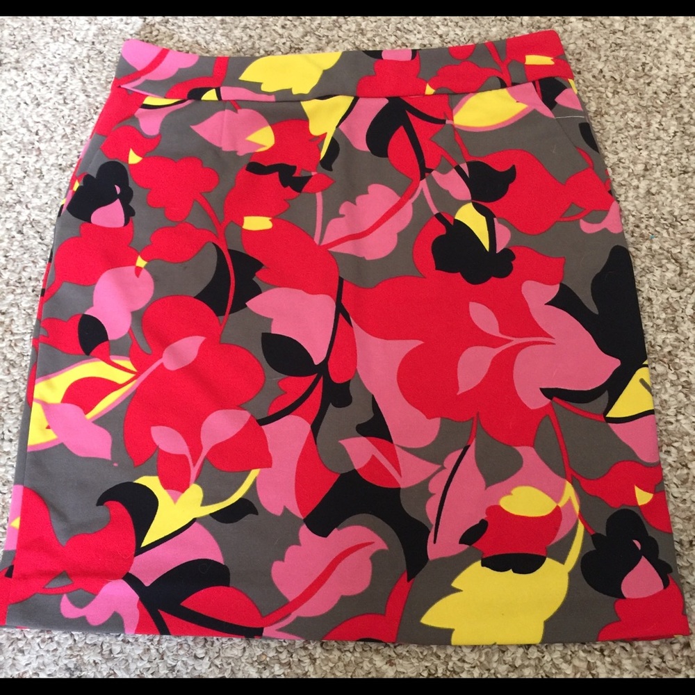 Premise Skirt