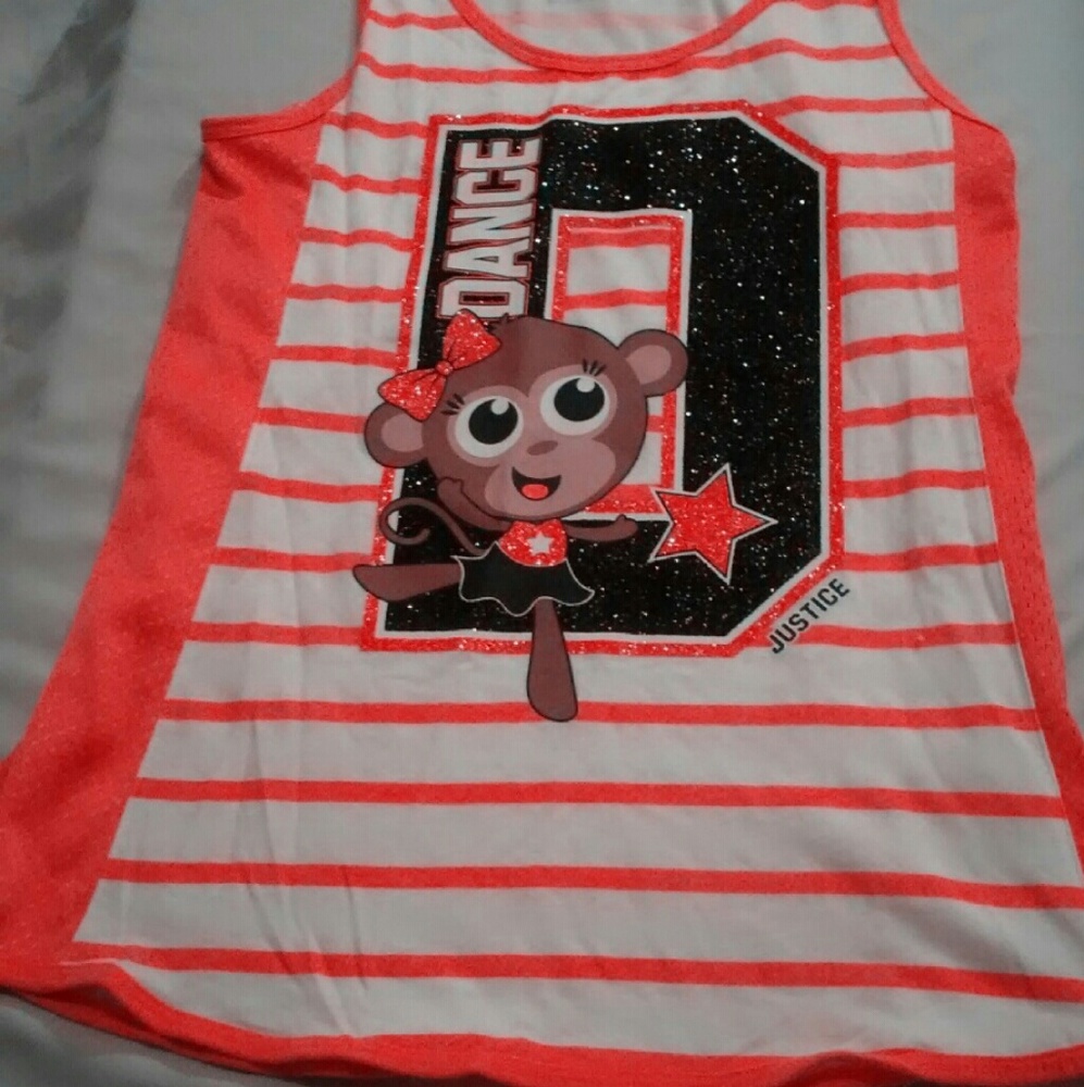 Girls  graphic tank top.