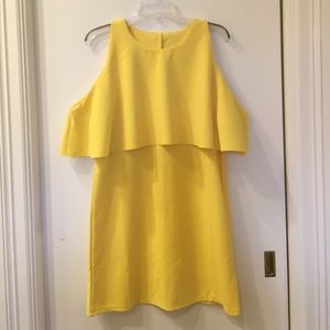 *price firm* Vibrant yellow dress