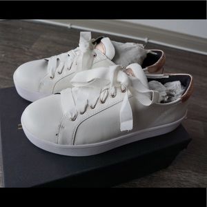 Rebecca Minkoff Saxon White Sneakers SZ 9 New