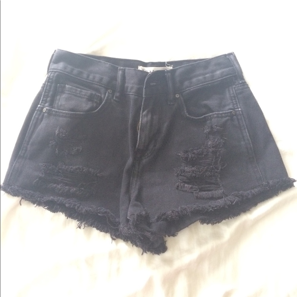 Black distressed shorts