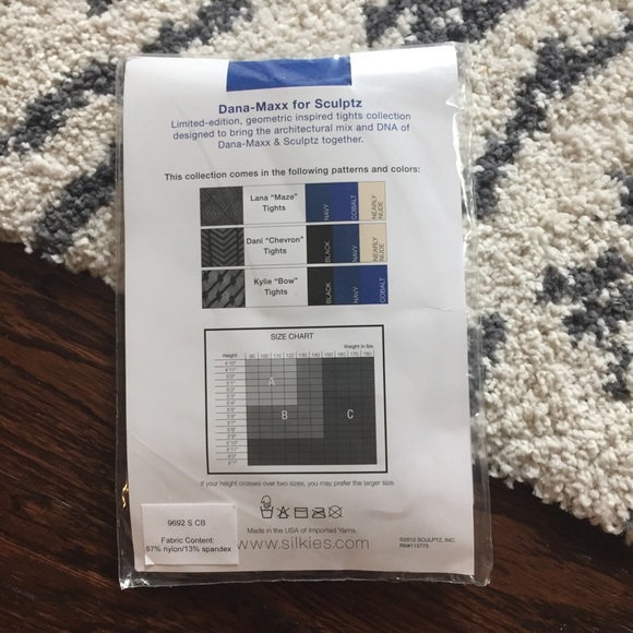 Cobalt Bow Tights - Picture 2 of 2