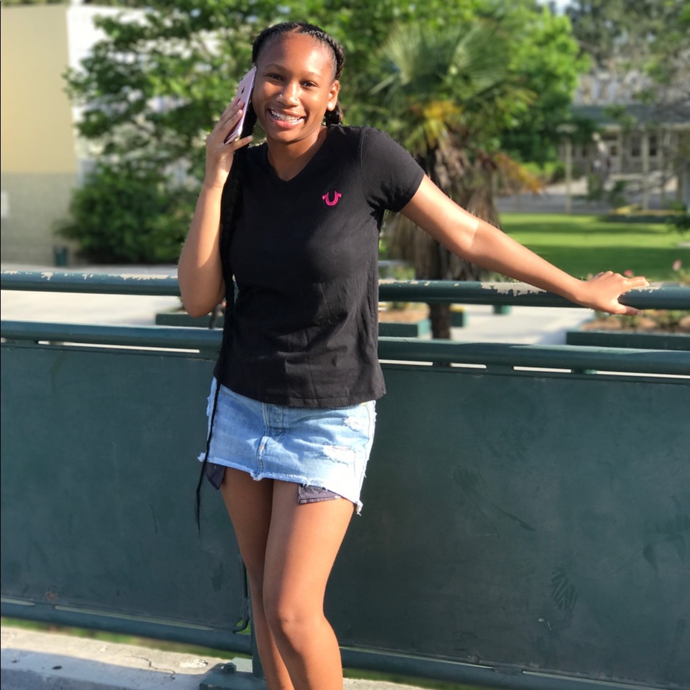 Meet your Posher, Shanelle