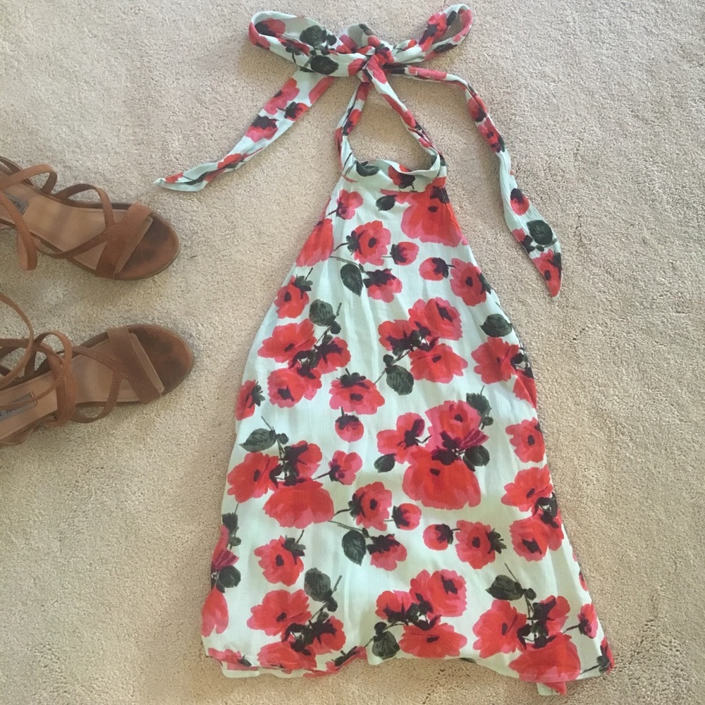 Billabong moonbud halter top in beach glass