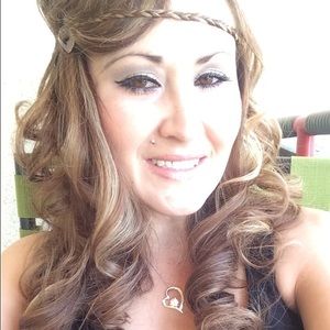 Meet your Posher, Jennifer