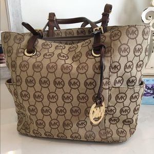 Michael Kors purse