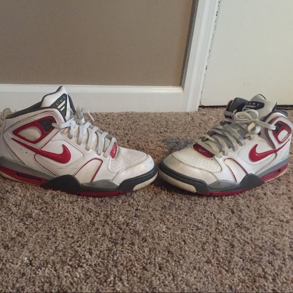 Nike flight . - Picture 1 of 4