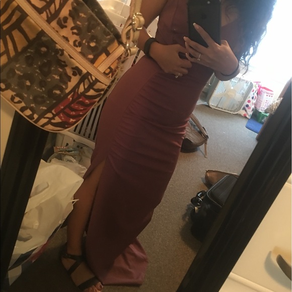 Formal dress in mauve - Picture 3 of 3