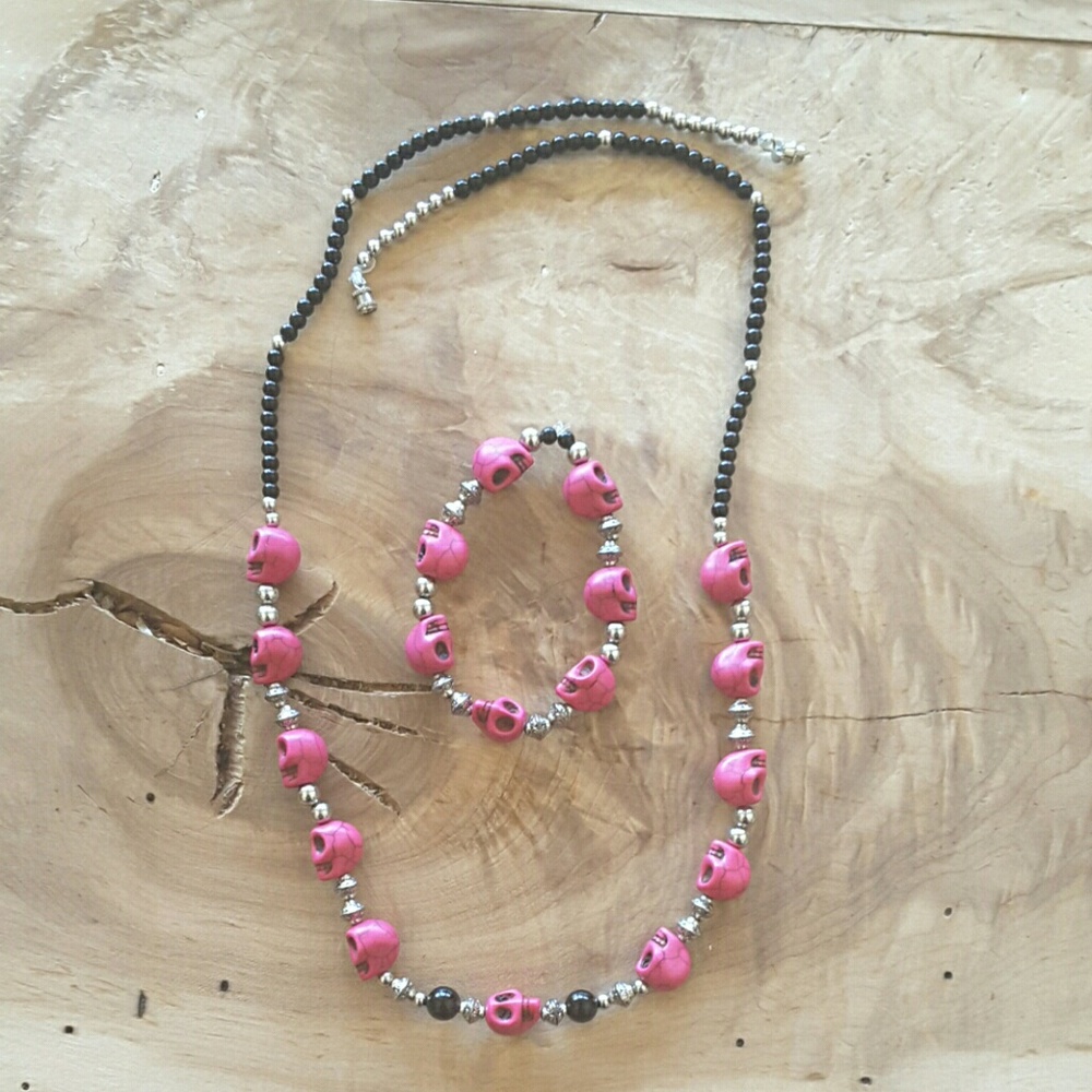 Hot Pink Skull Necklace  And Bracelet
