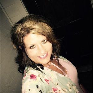 Meet your Posher, Shelly