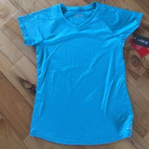 NWT Athletic shirtsize XL