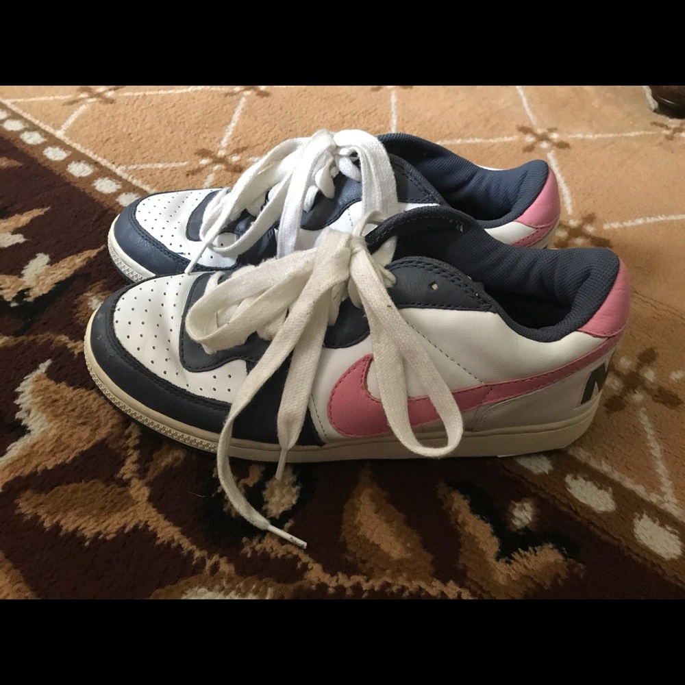extra durable rubber nike