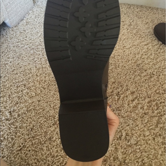 NWT tall brown boots - Picture 5 of 6