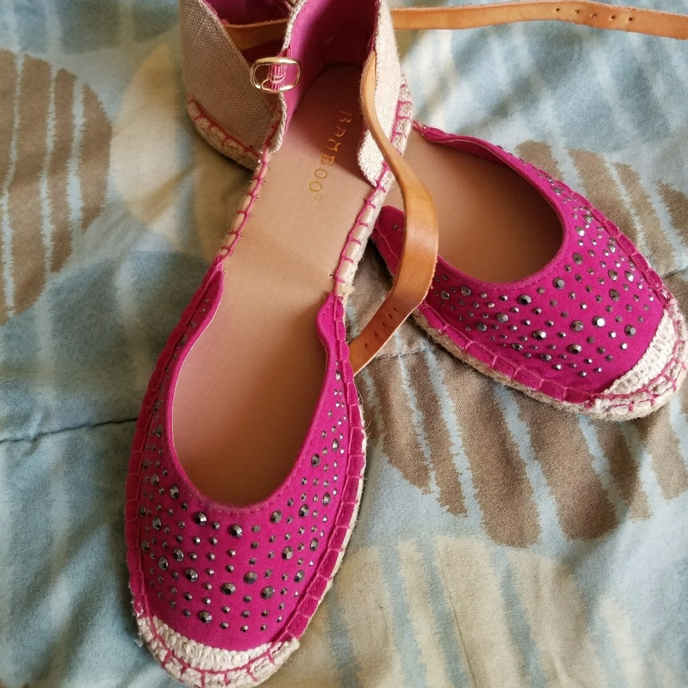 Shoes - Picture 2 of 2