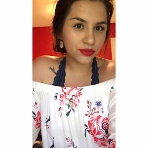 Meet your Posher, Sulia