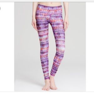 Alo XS yoga pants *Quarter length